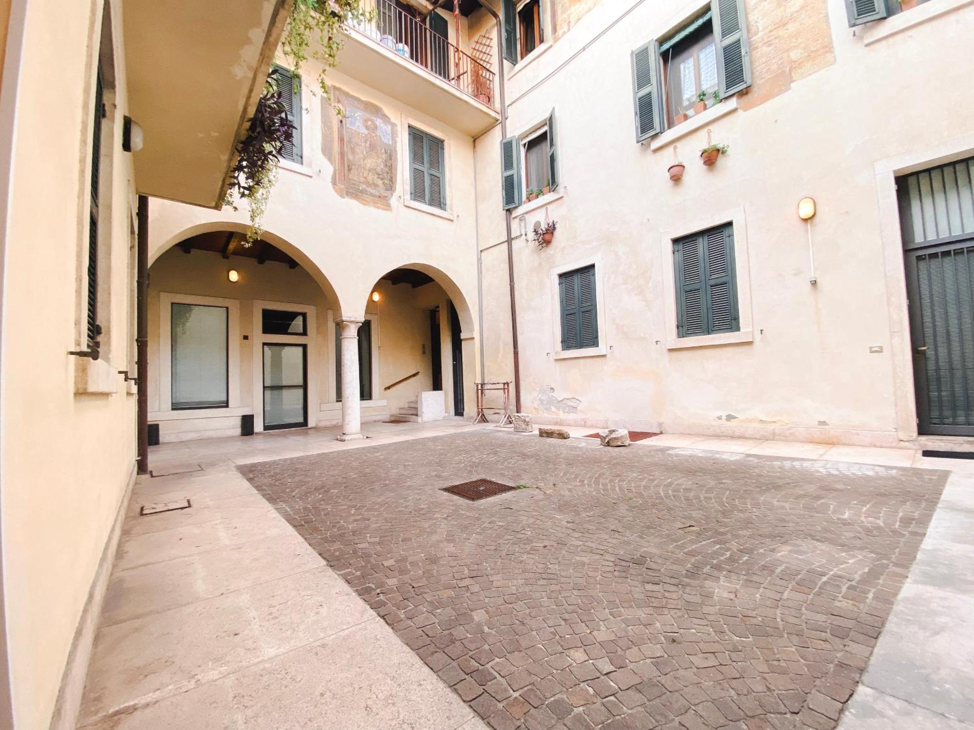 Santacecilia Apartment Verona Exterior foto